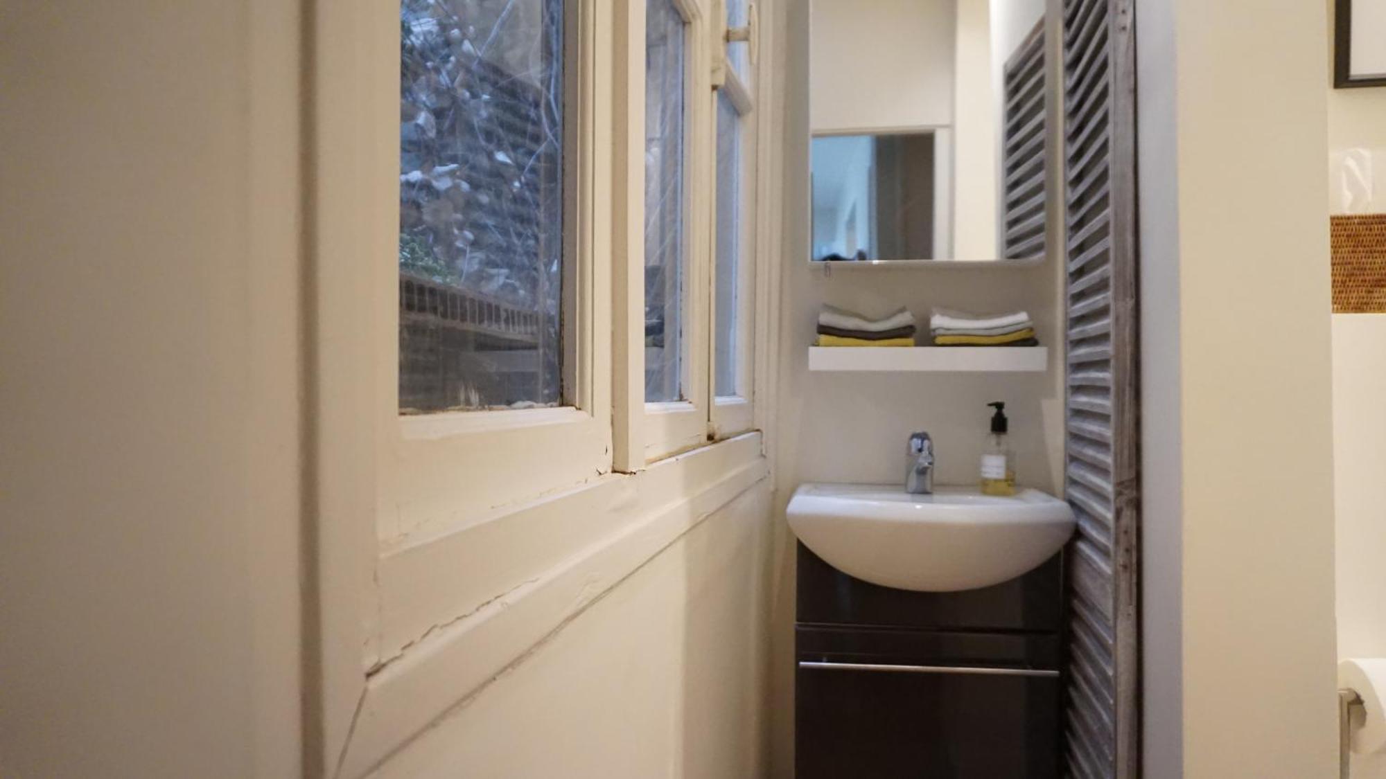 Appartement Rue De Penthievre - 8 *