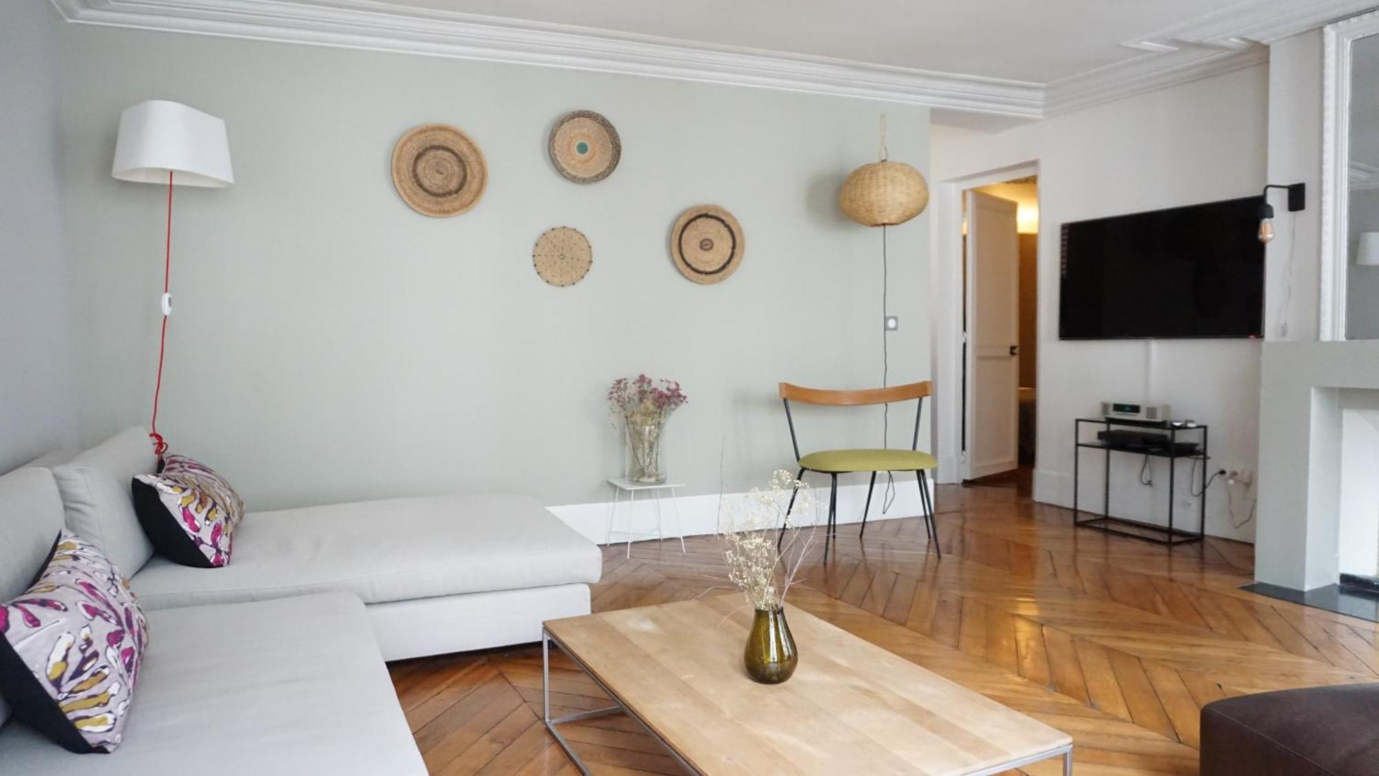 Appartement Rue De Penthievre - 8 *